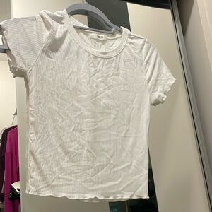 White gotten short sleeve crop top size S with scallop detailing.